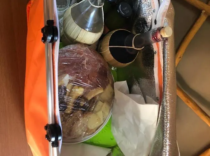 Romantic Treehouse Yurt In Nature Reserve With Jacuzzi Luxuszelt