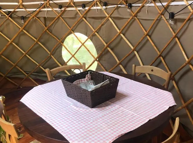 Romantic Treehouse Yurt In Nature Reserve With Jacuzzi * Anversa Degli Abruzzi